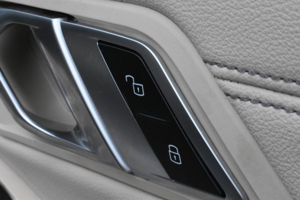 Used BMW 3 Series 2019 for sale - 76400170: Photo 30