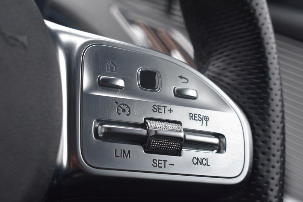 Used Mercedes-Benz EQC 2020 for sale - 78082382: Photo 25