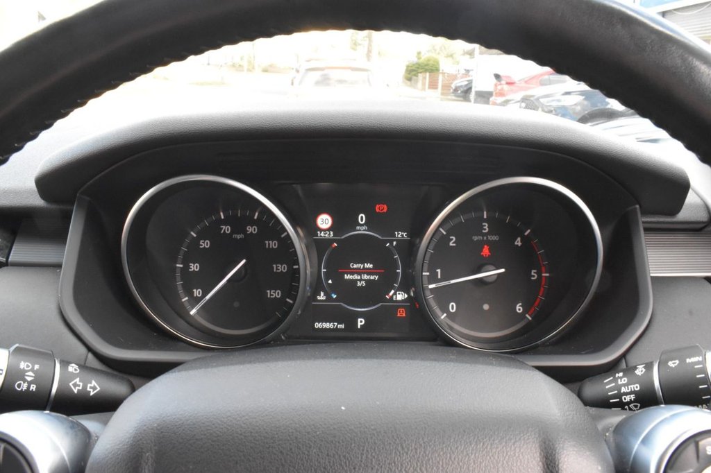 Used Land Rover Discovery 2017 for sale - 76445737: Photo 26