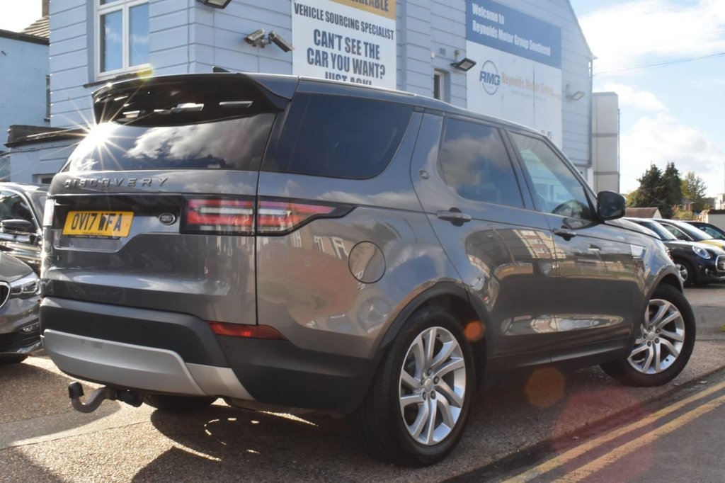 Used Land Rover Discovery 2017 for sale - 76445737: Photo 3