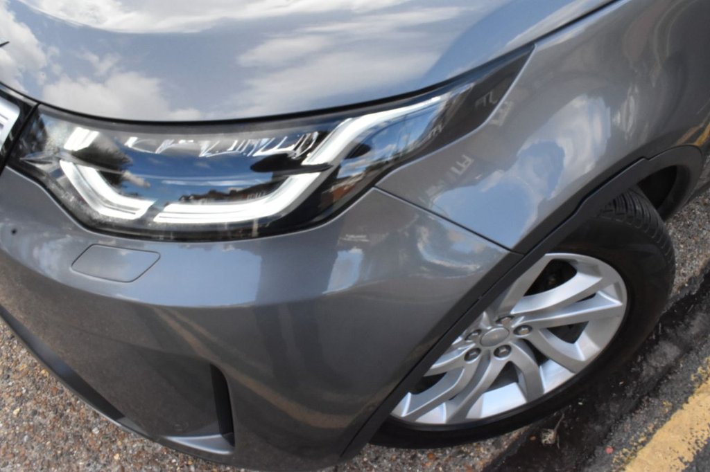 Used Land Rover Discovery 2017 for sale - 76445737: Photo 6