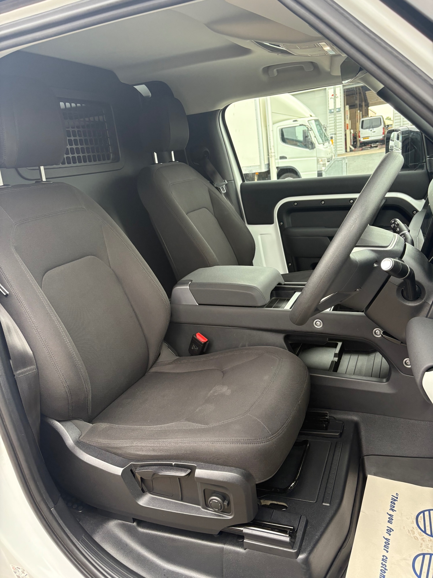 Used Land Rover Defender 2022 for sale - 76262698: Photo 12