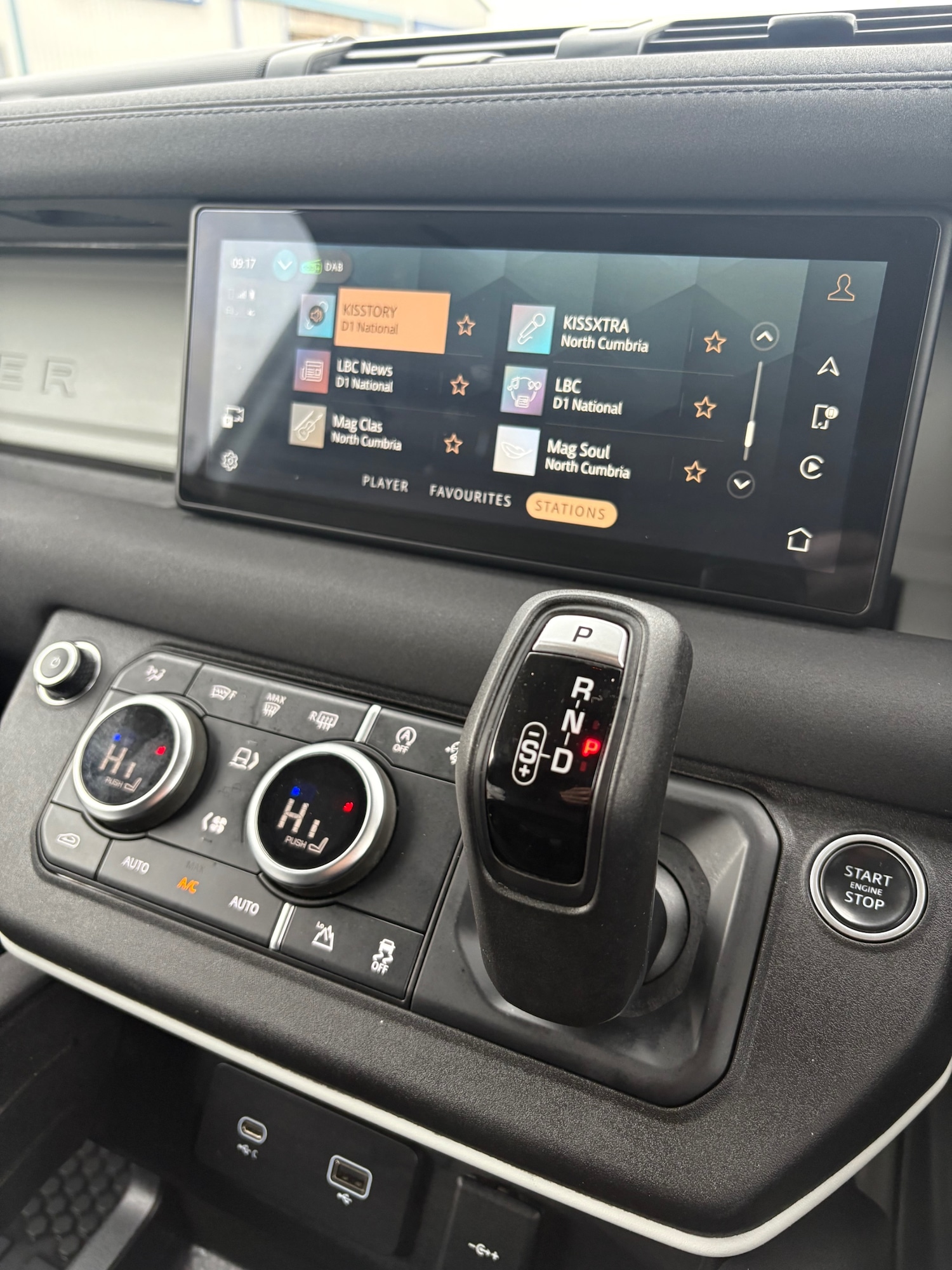 Used Land Rover Defender 2022 for sale - 76262698: Photo 16