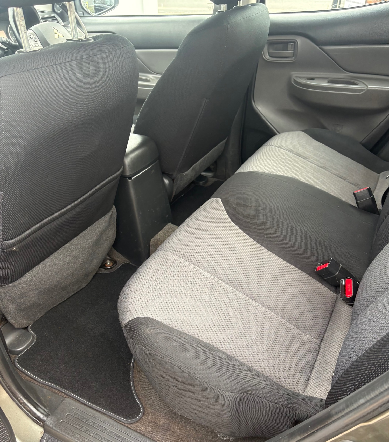 Used Mitsubishi L200 2017 for sale - 76596669: Photo 14