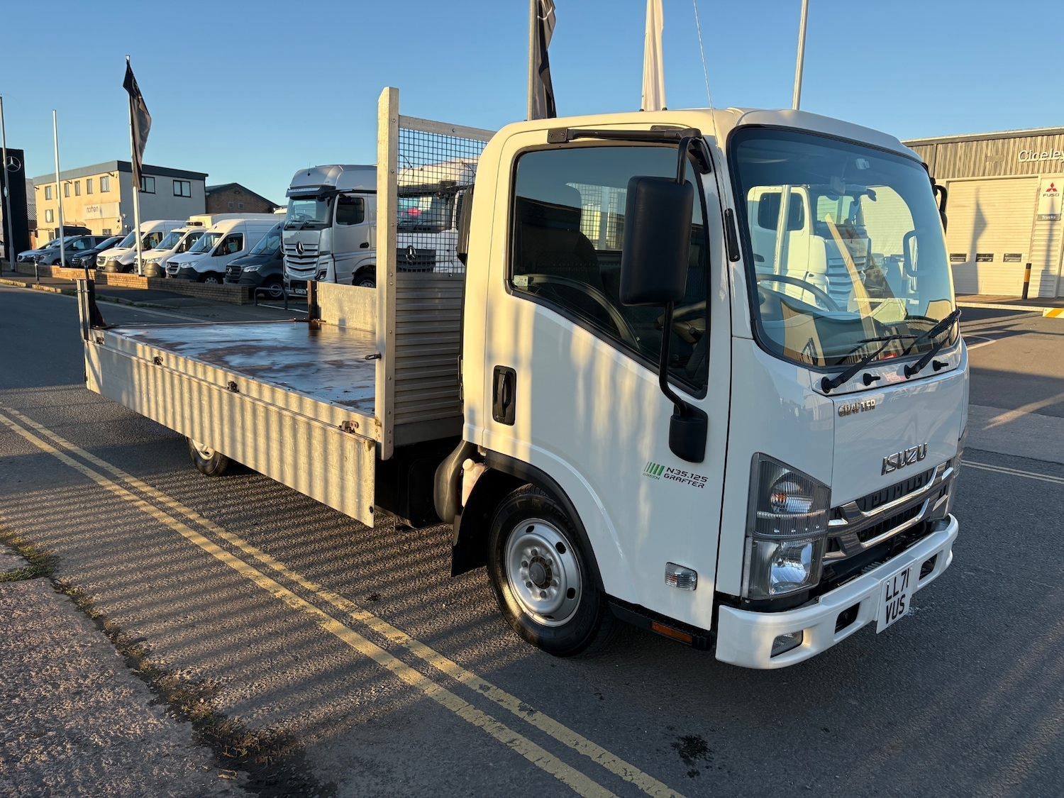Used Isuzu Other 2021 for sale - 76595245: Photo 2
