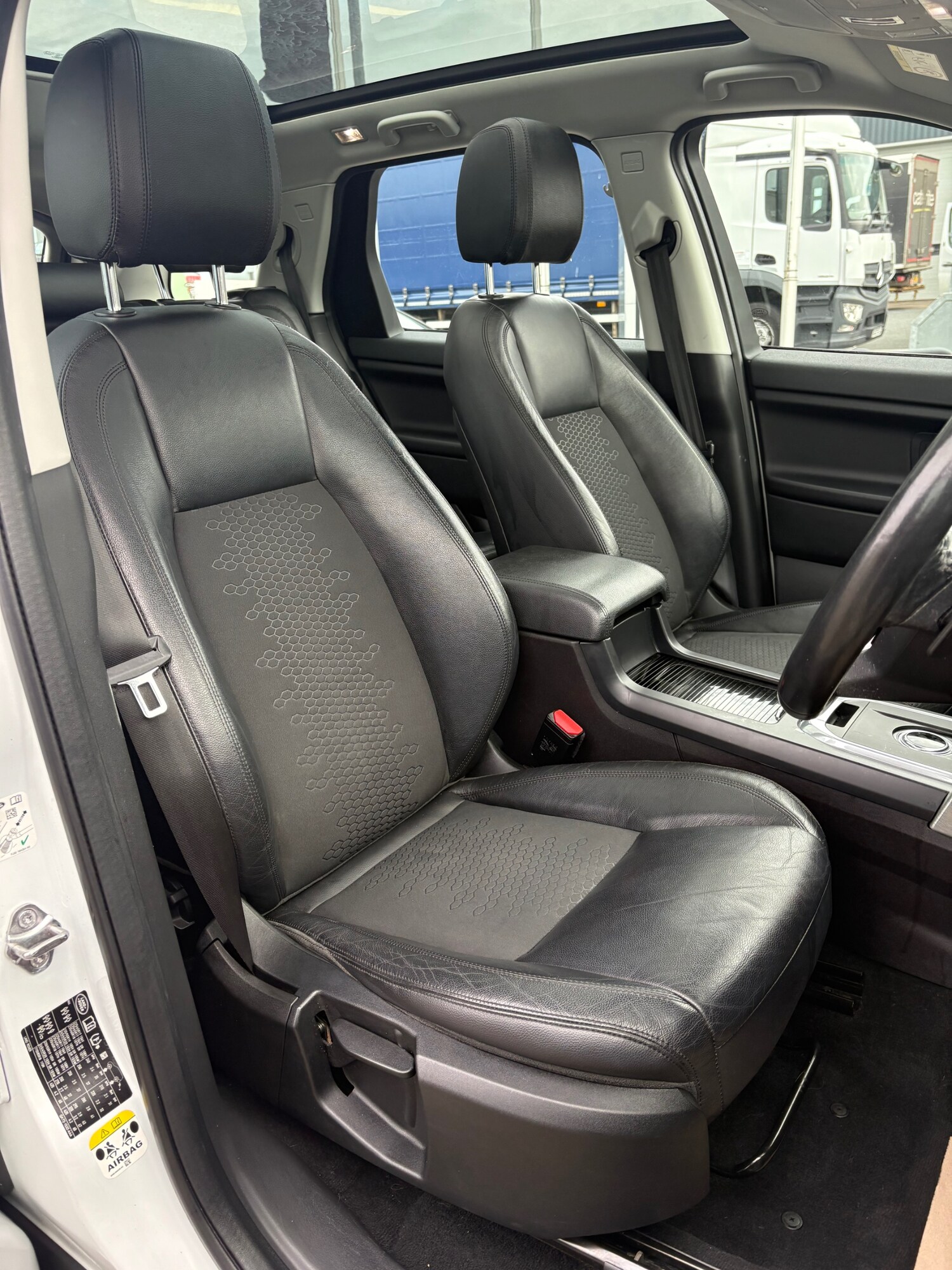 Used Land Rover Discovery Sport 2017 for sale - 77945824: Photo 10