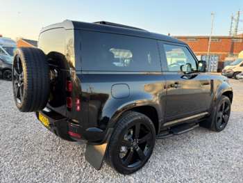 Used Land Rover Defender 2025 for sale - 74595011: Photo