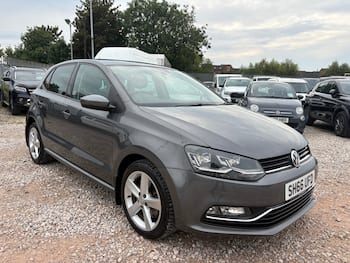 Used Volkswagen Polo 2016 for sale - 79674789: Photo