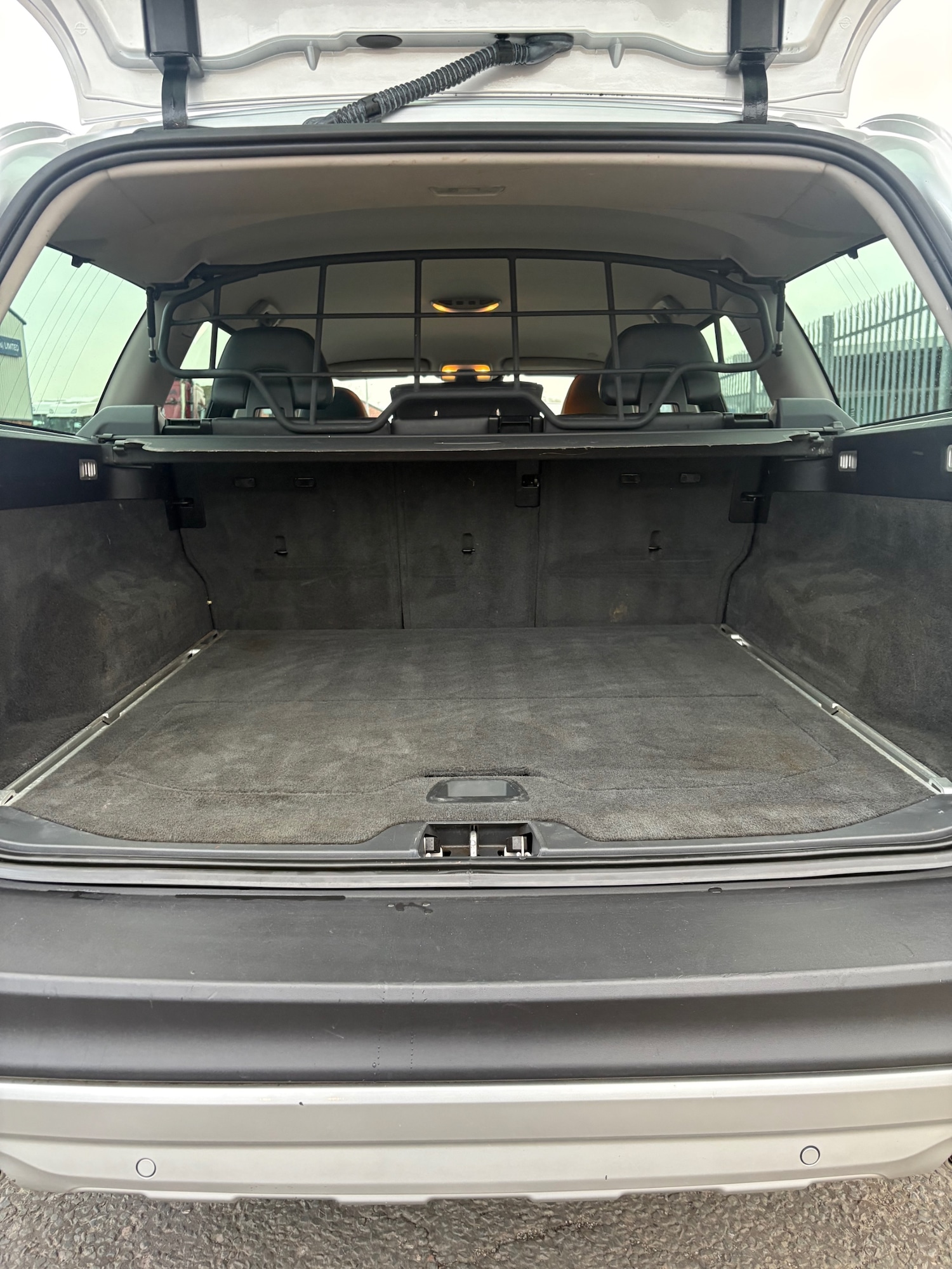 Used Volvo XC70 2014 for sale - 77065887: Photo 17