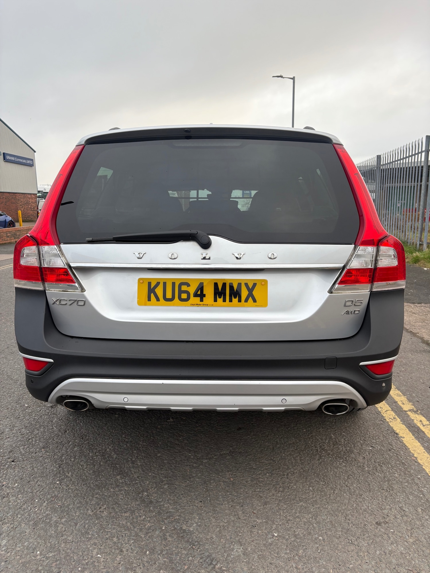 Used Volvo XC70 2014 for sale - 77065887: Photo 4