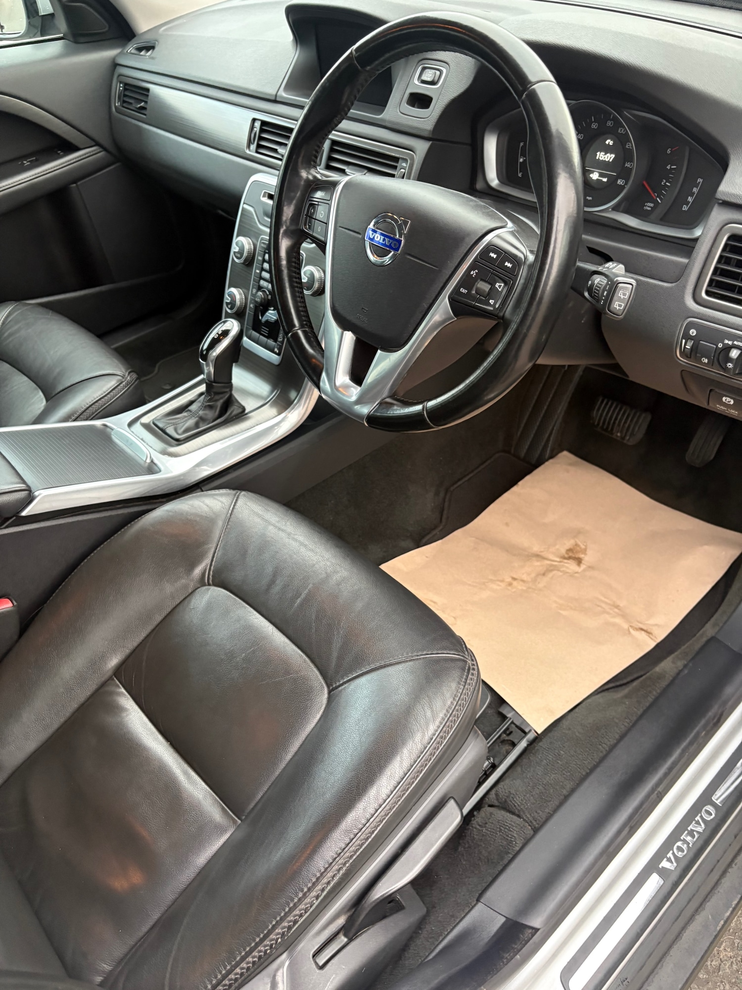 Used Volvo XC70 2014 for sale - 77065887: Photo 9