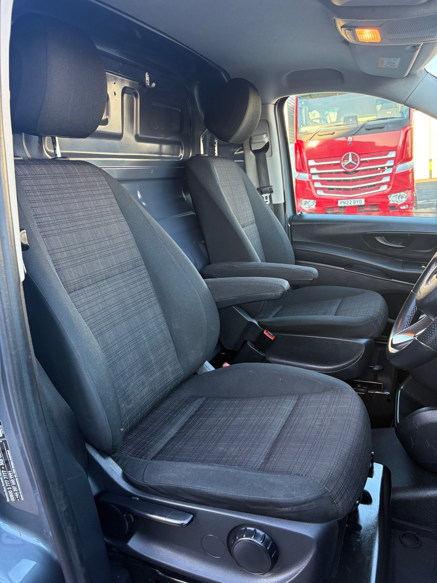 Used Mercedes-Benz Vito 2018 for sale - 78060551: Photo 12