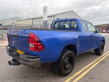 Used Toyota Hilux 2023 for sale - 75963426: Photo
