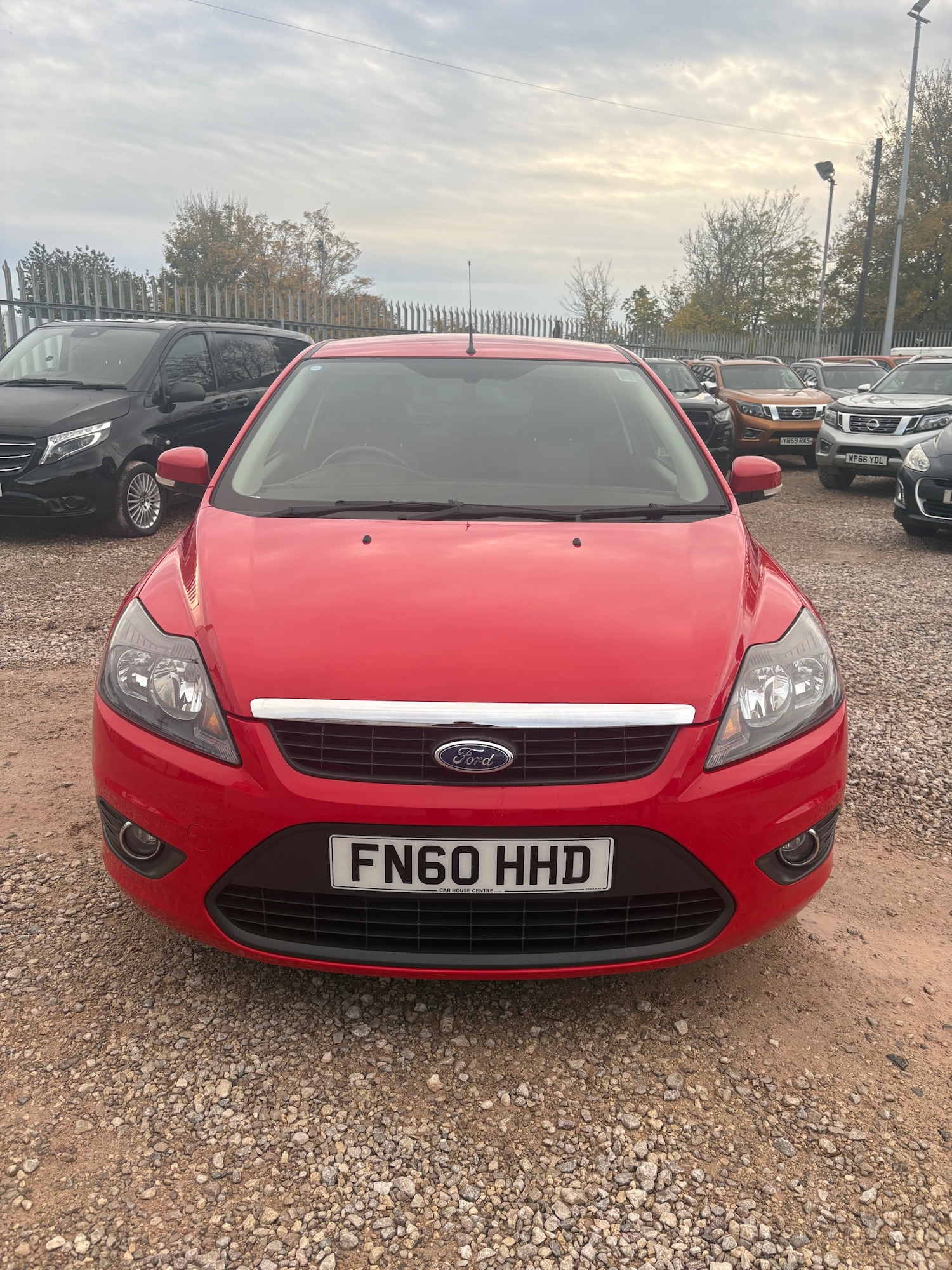 Used Ford Focus 2010 for sale - 76391141: Photo 2