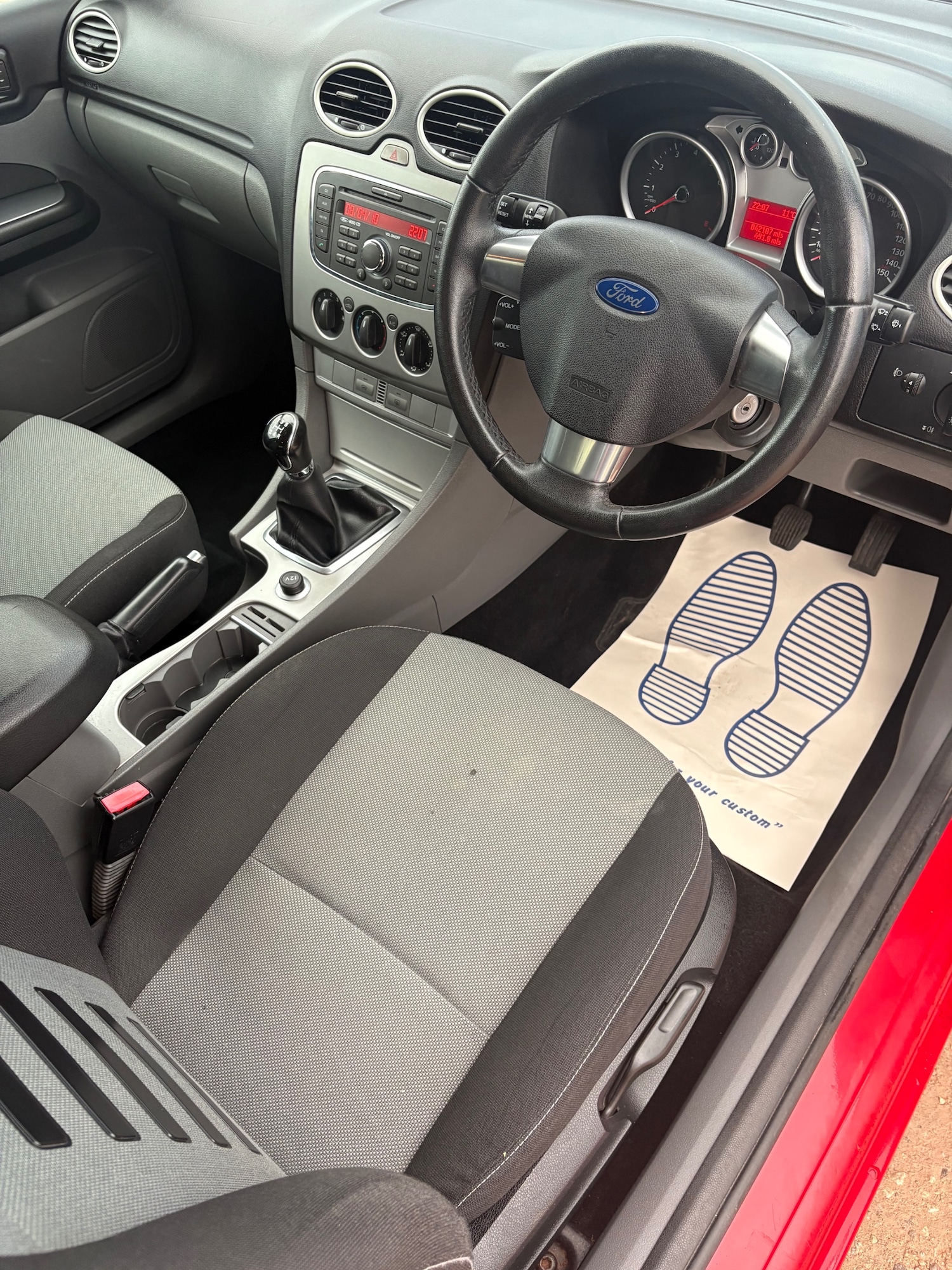 Used Ford Focus 2010 for sale - 76391141: Photo 9