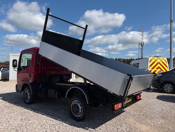 Used Nissan Cabstar 2015 for sale - 75455838: Photo