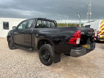 Used Toyota Hilux 2025 for sale - 75101350: Photo