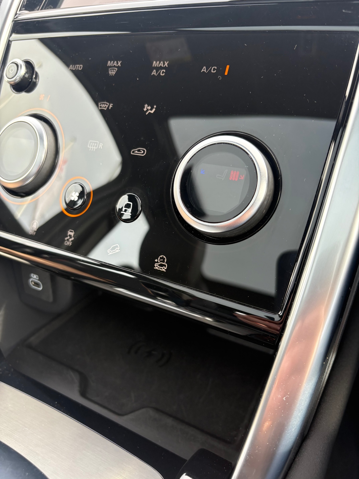 Used Land Rover Discovery Sport 2023 for sale - 77822180: Photo 18