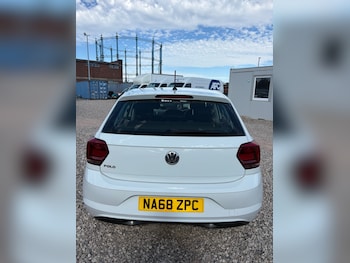 Used Volkswagen Polo 2018 for sale - 75626983: Photo