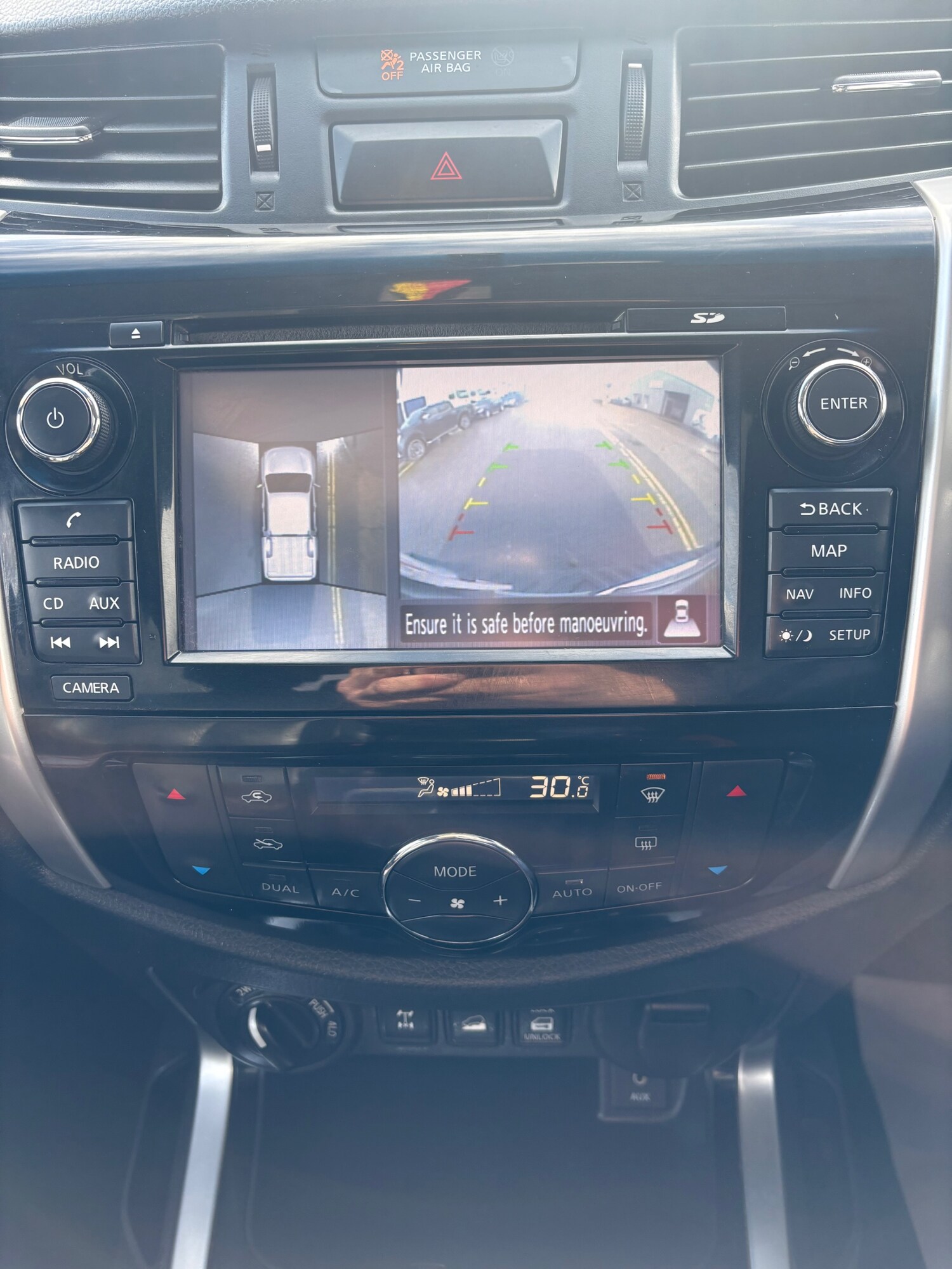 Used Nissan Navara 2016 for sale - 77888110: Photo 18