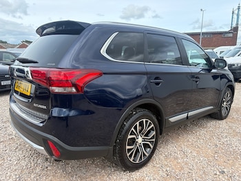 Used Mitsubishi Outlander 2017 for sale - 79463959: Photo