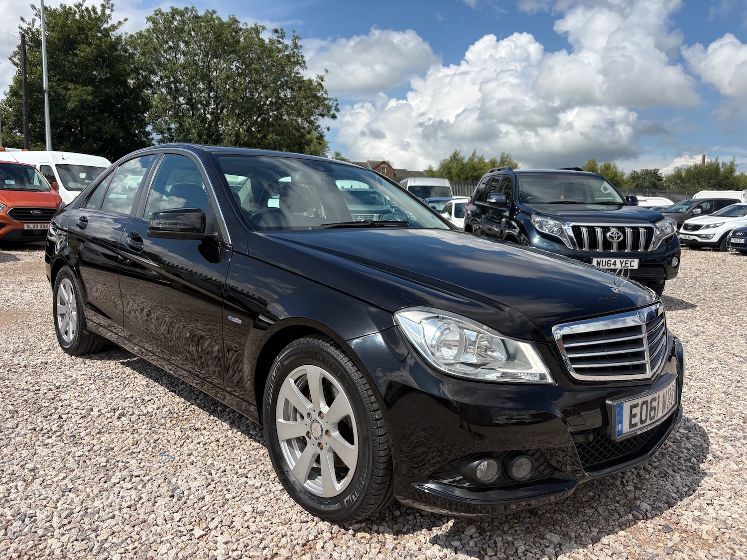 Used Mercedes-Benz C Class 2011 for sale - 76328857: Photo 1