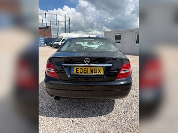 Used Mercedes-Benz C Class 2011 for sale - 76328857: Photo 4