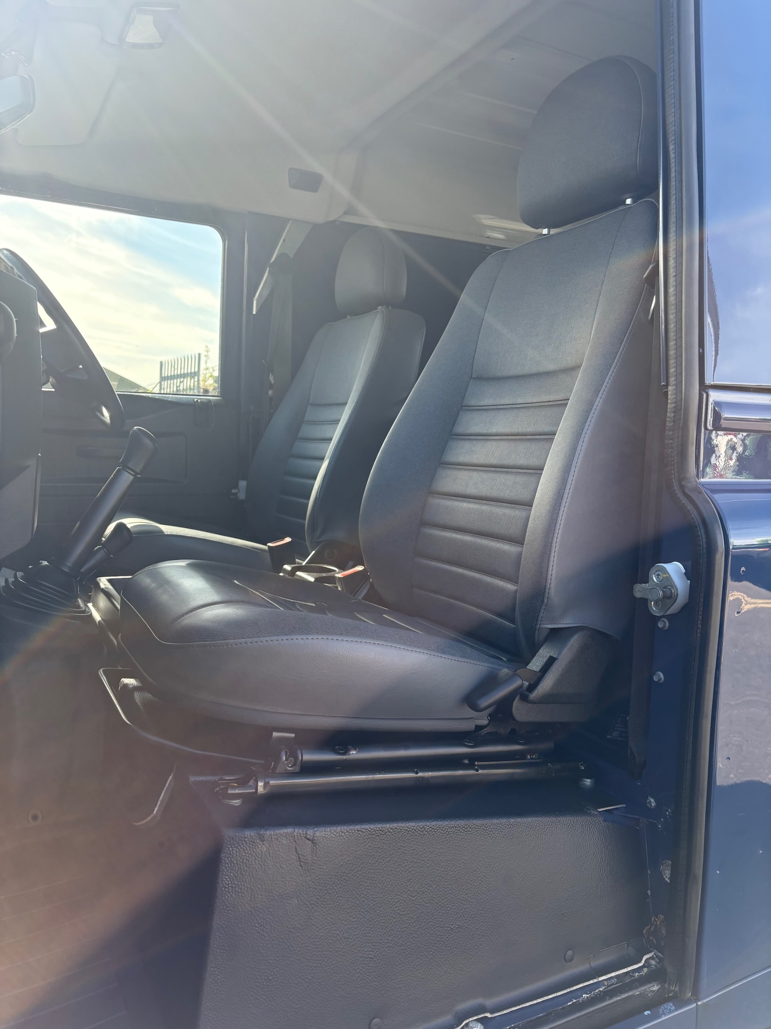 Used Land Rover Defender 2013 for sale - 78175924: Photo 15