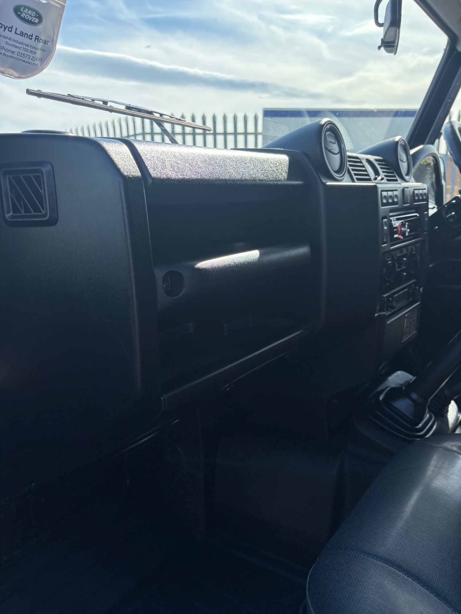 Used Land Rover Defender 2013 for sale - 78175924: Photo 18