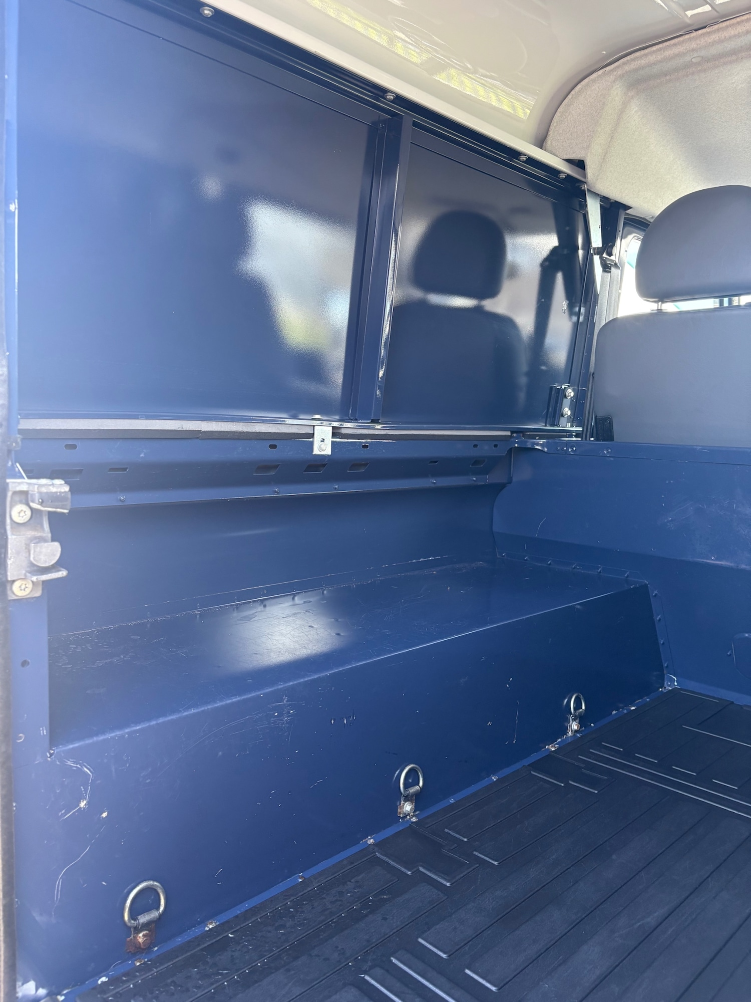 Used Land Rover Defender 2013 for sale - 78175924: Photo 6