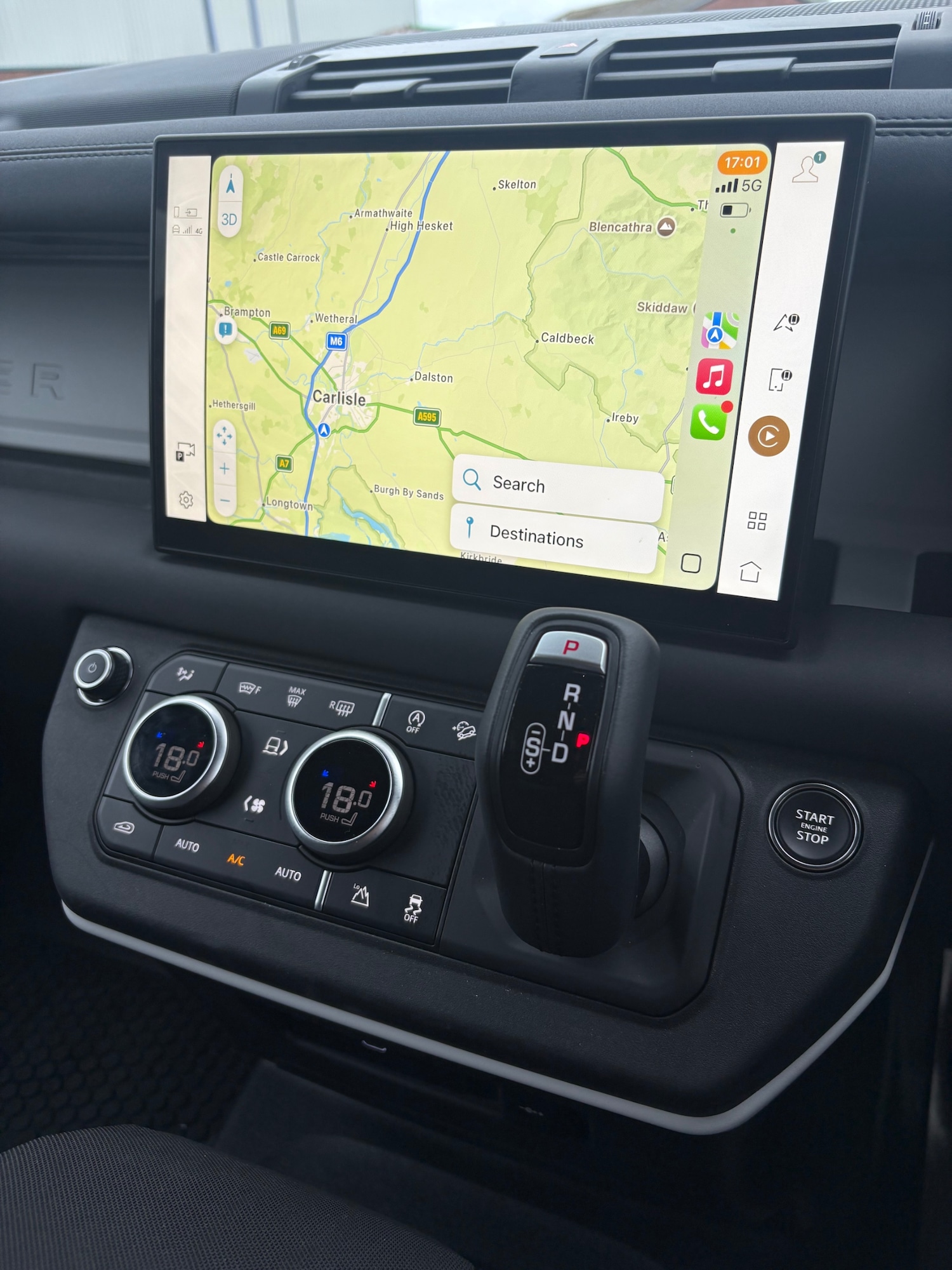 Used Land Rover Defender 2025 for sale - 76187381: Photo 14