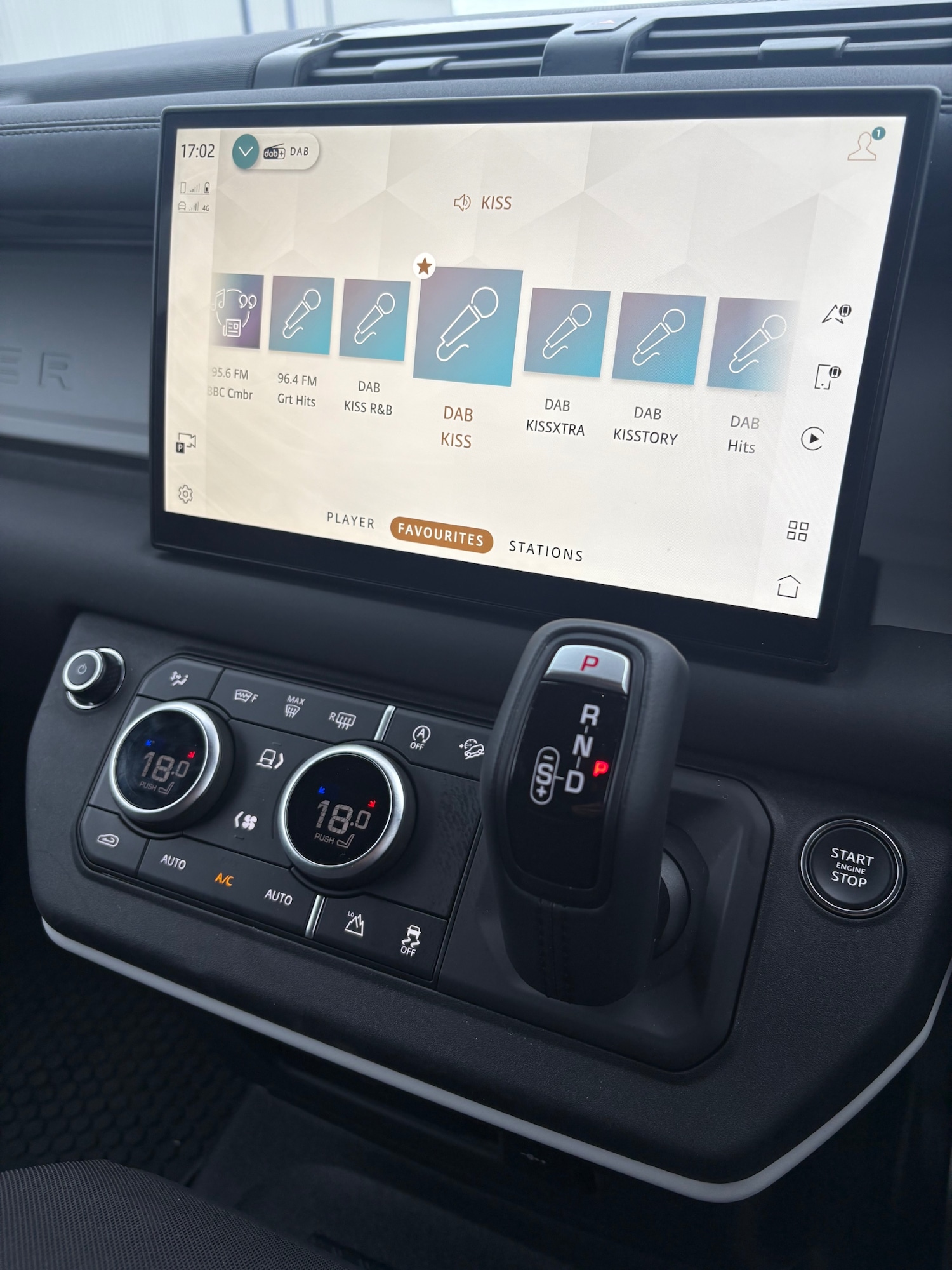 Used Land Rover Defender 2025 for sale - 76187381: Photo 16