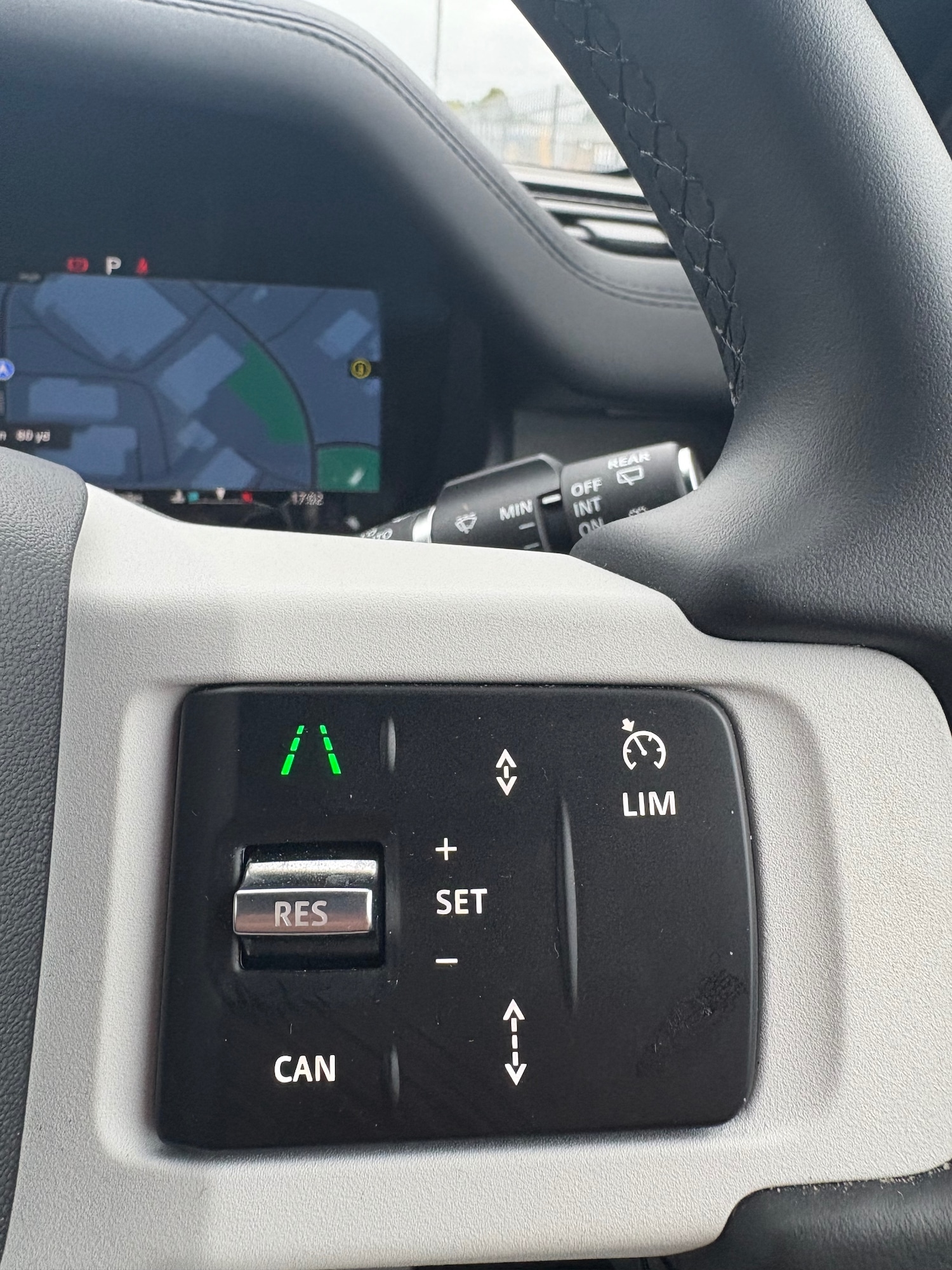 Used Land Rover Defender 2025 for sale - 76187381: Photo 19