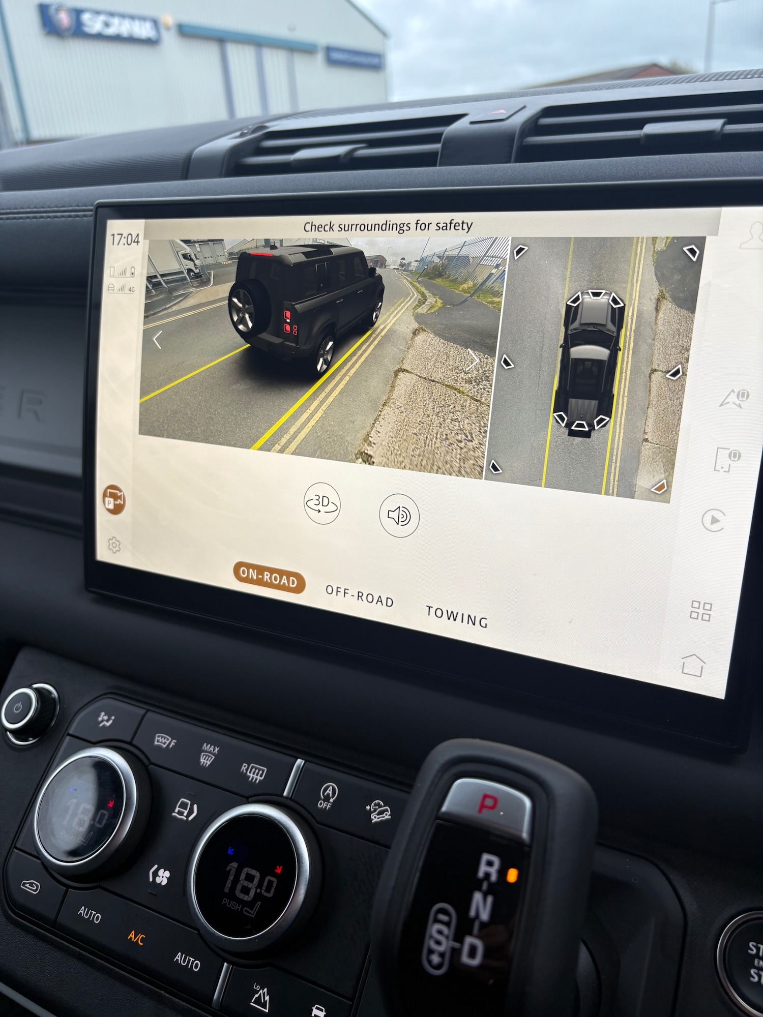 Used Land Rover Defender 2025 for sale - 76187381: Photo 22