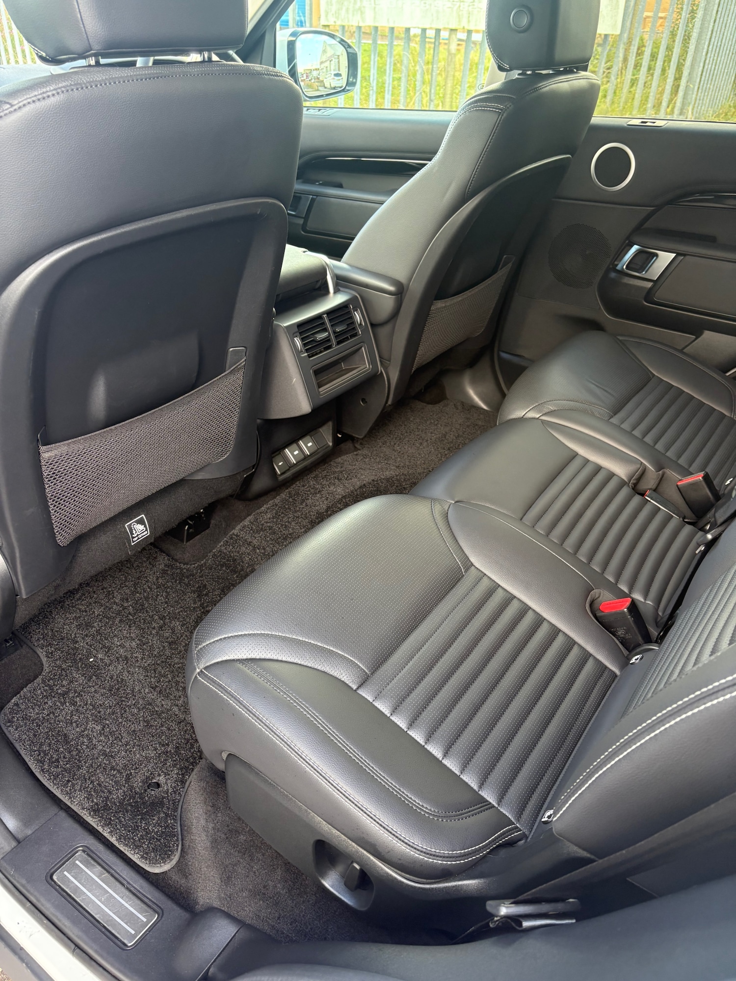 Used Land Rover Discovery 2023 for sale - 76024298: Photo 13