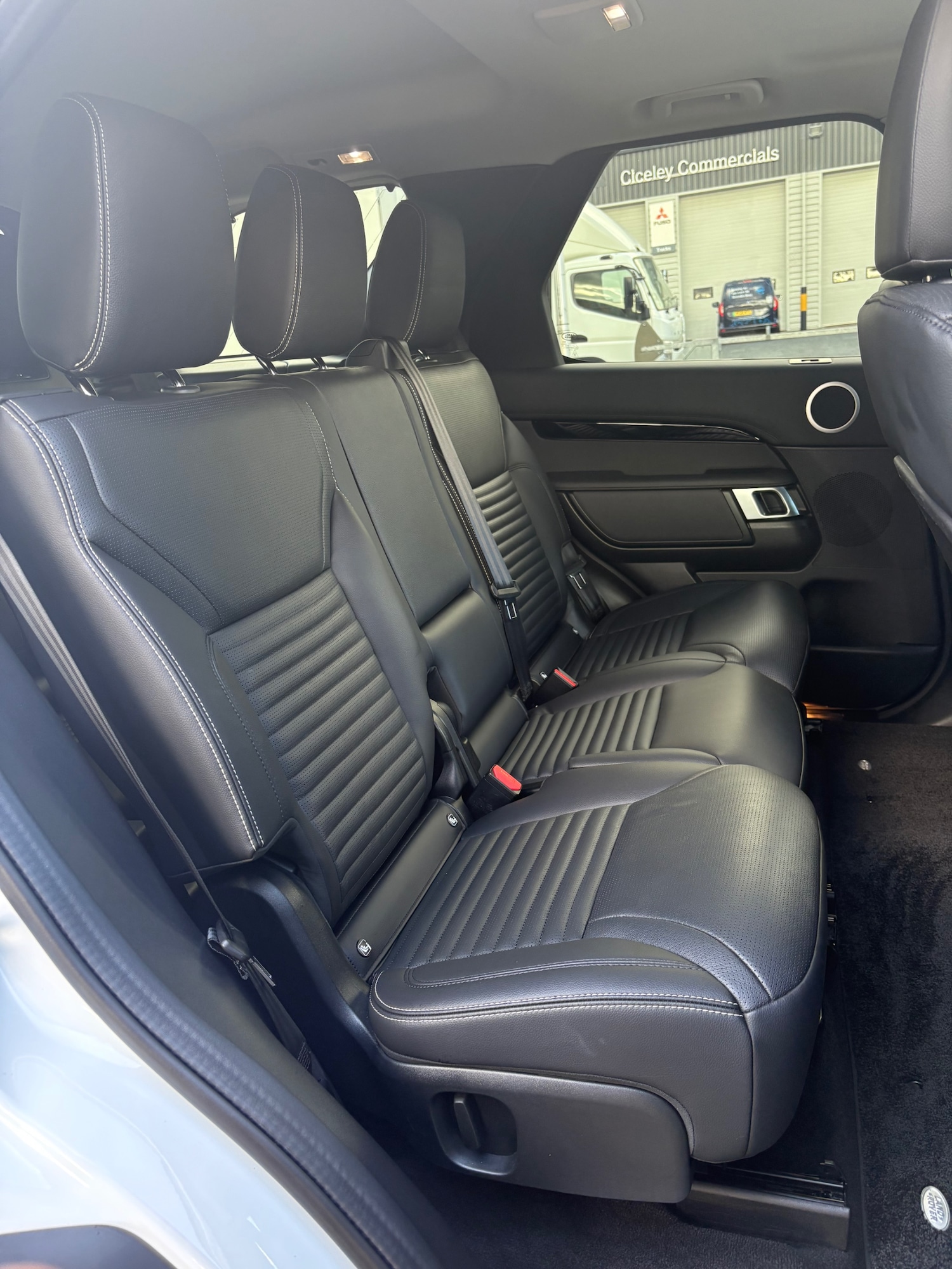 Used Land Rover Discovery 2023 for sale - 76024298: Photo 14