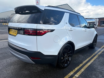Used Land Rover Discovery 2023 for sale - 76024298: Photo 3