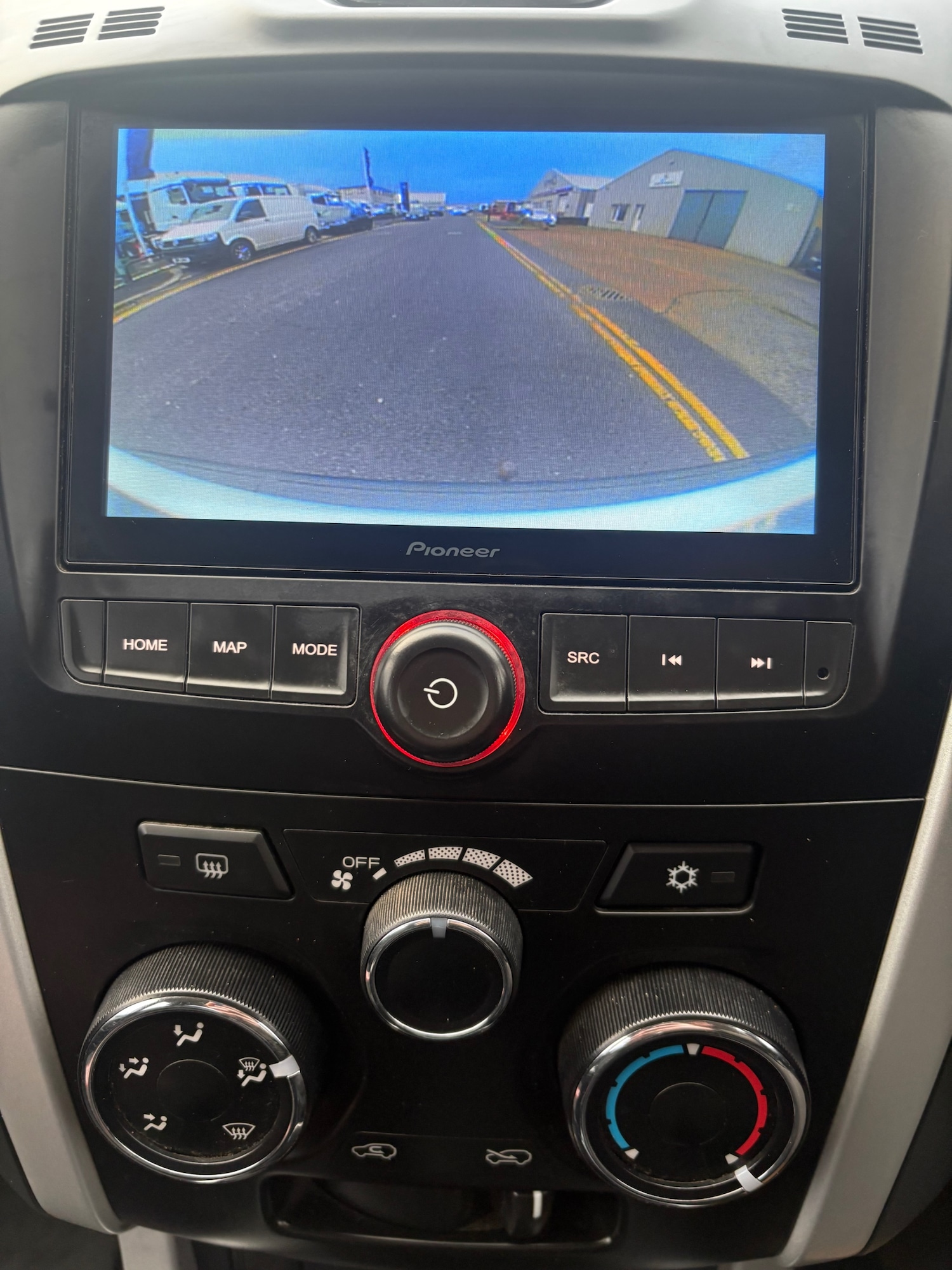 Used Isuzu D-Max 2019 for sale - 76854760: Photo 18