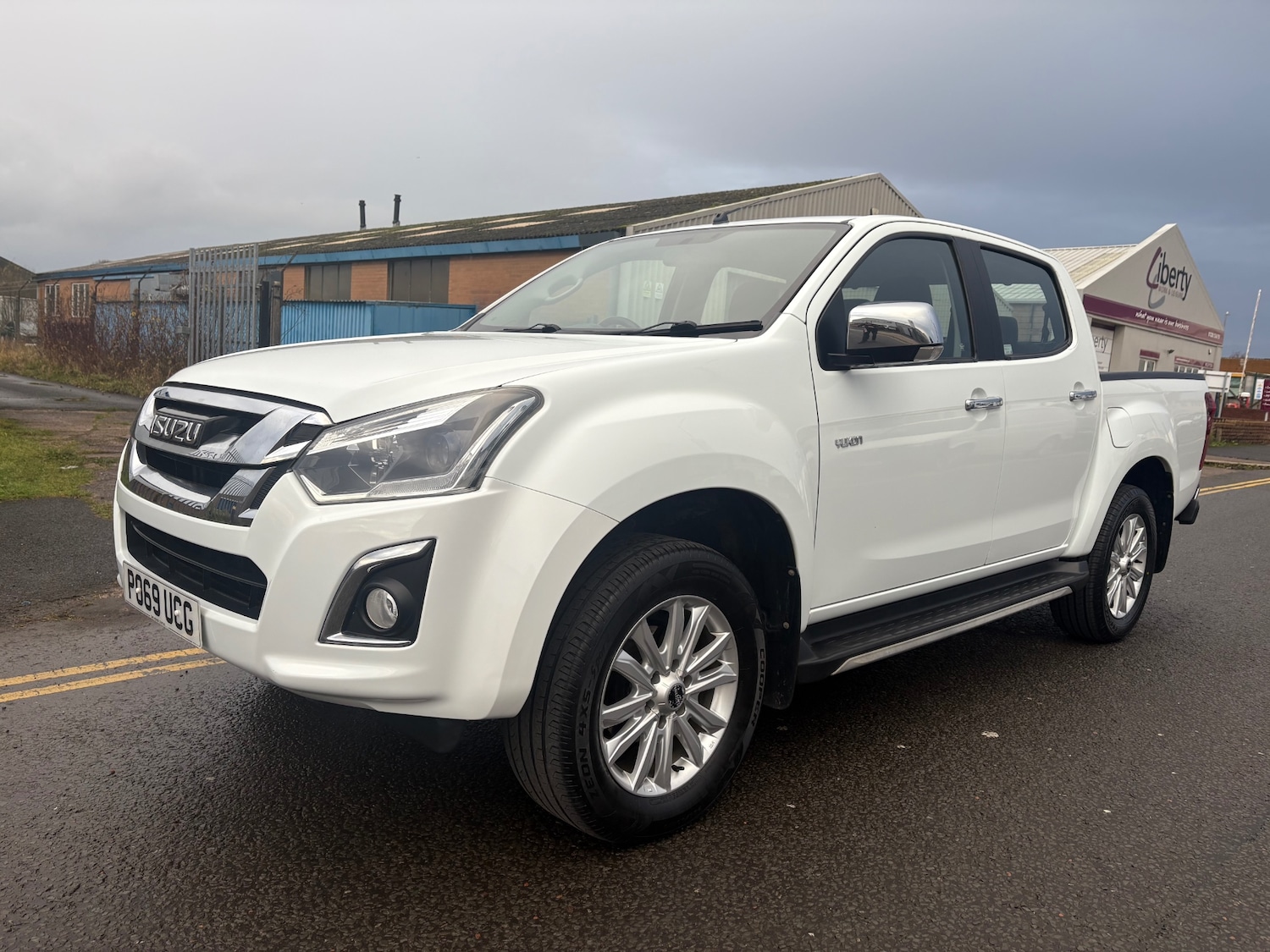 Used Isuzu D-Max 2019 for sale - 76854760: Photo 6