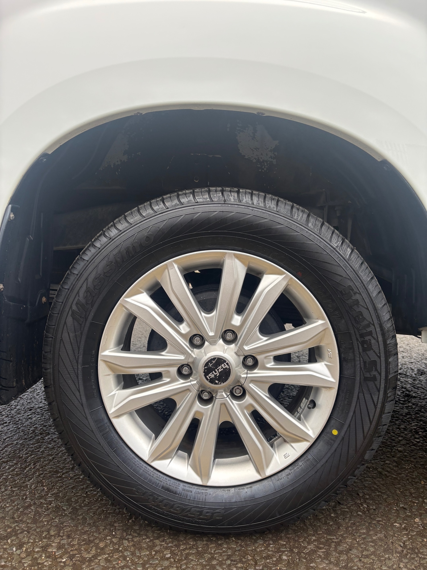 Used Isuzu D-Max 2019 for sale - 76854760: Photo 9