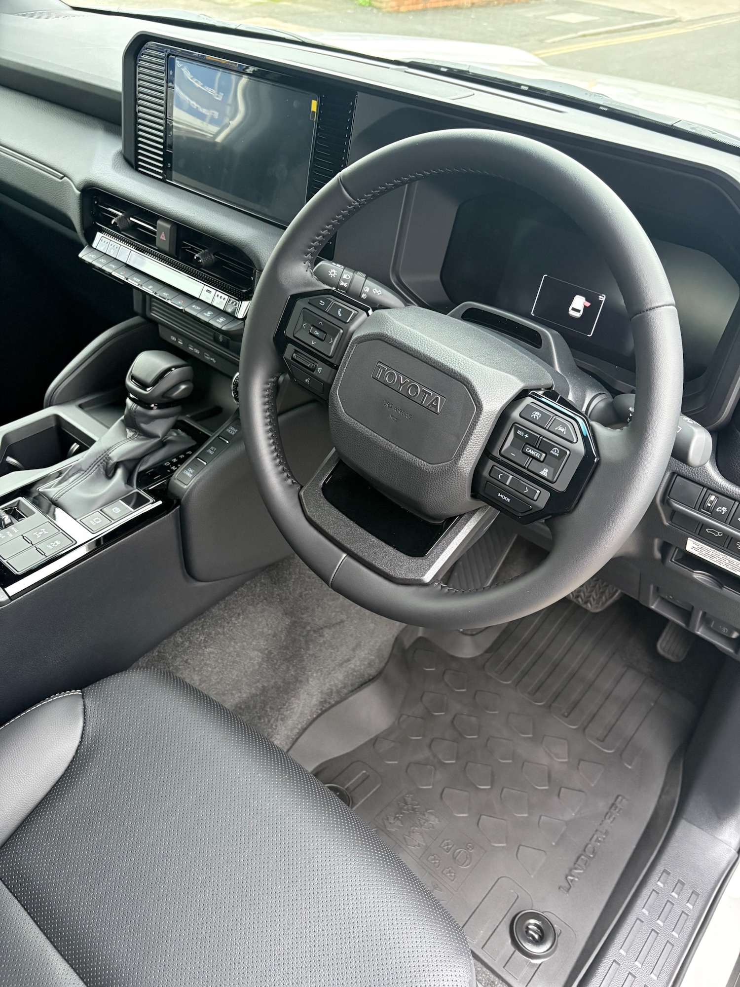 Used Toyota Land Cruiser 2025 for sale - 77065918: Photo 11