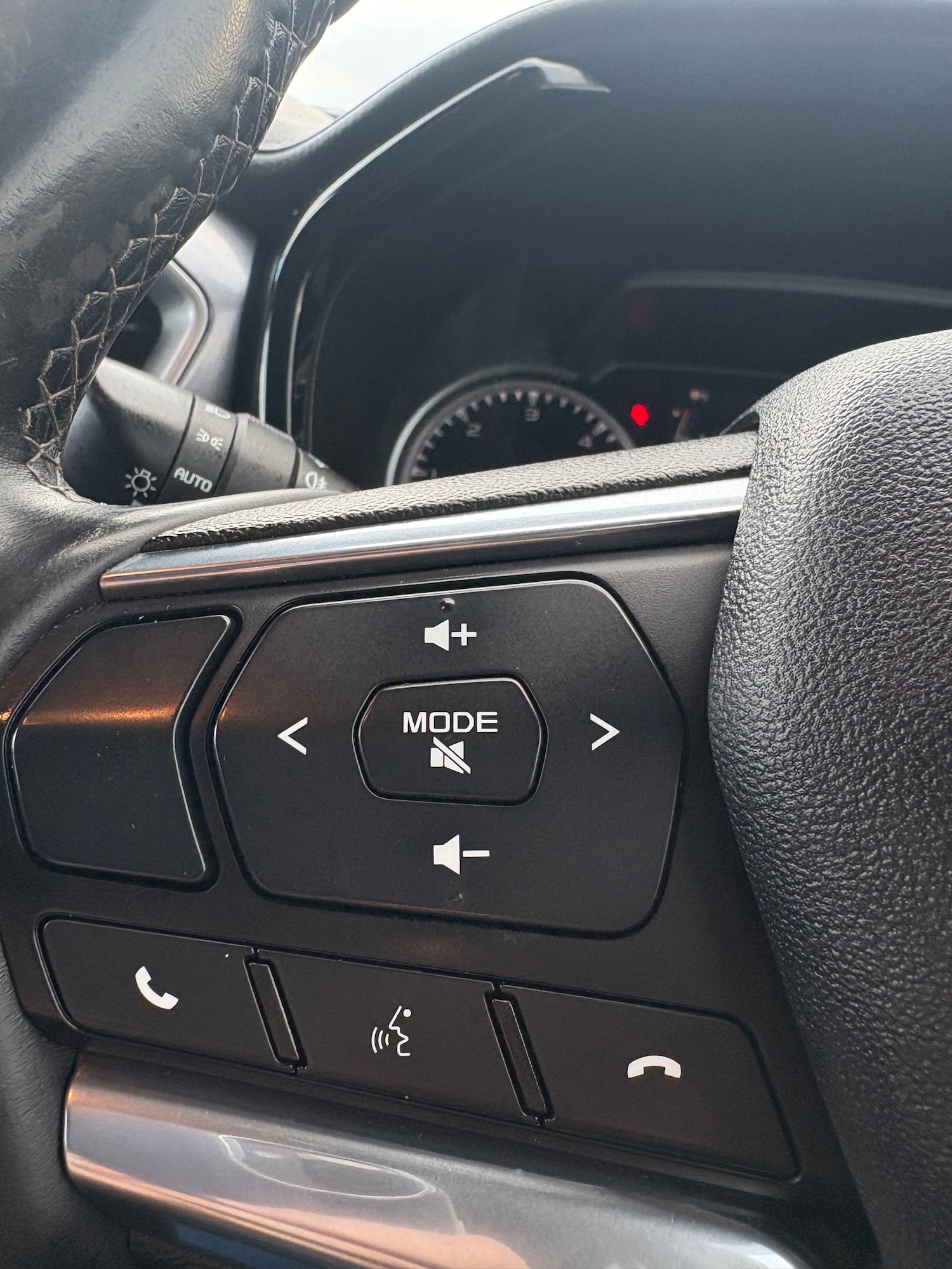 Used Isuzu D-Max 2022 for sale - 76699763: Photo 17