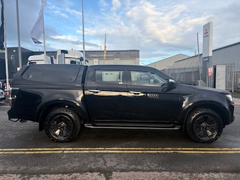 Used Isuzu D-Max 2022 for sale - 76699763: Photo