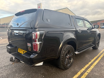 Used Isuzu D-Max 2022 for sale - 76699763: Photo