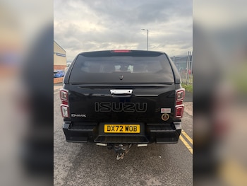 Used Isuzu D-Max 2022 for sale - 76699763: Photo