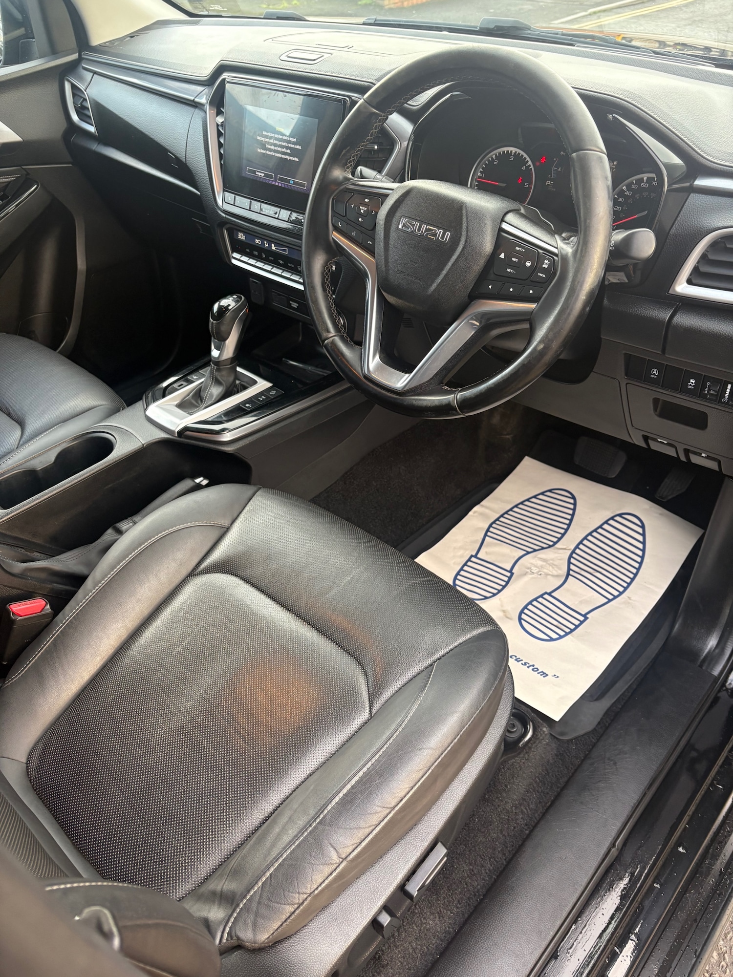 Used Isuzu D-Max 2022 for sale - 76699763: Photo 9