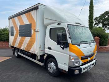 Used Mitsubishi Canter 2017 for sale - 65461844: Photo
