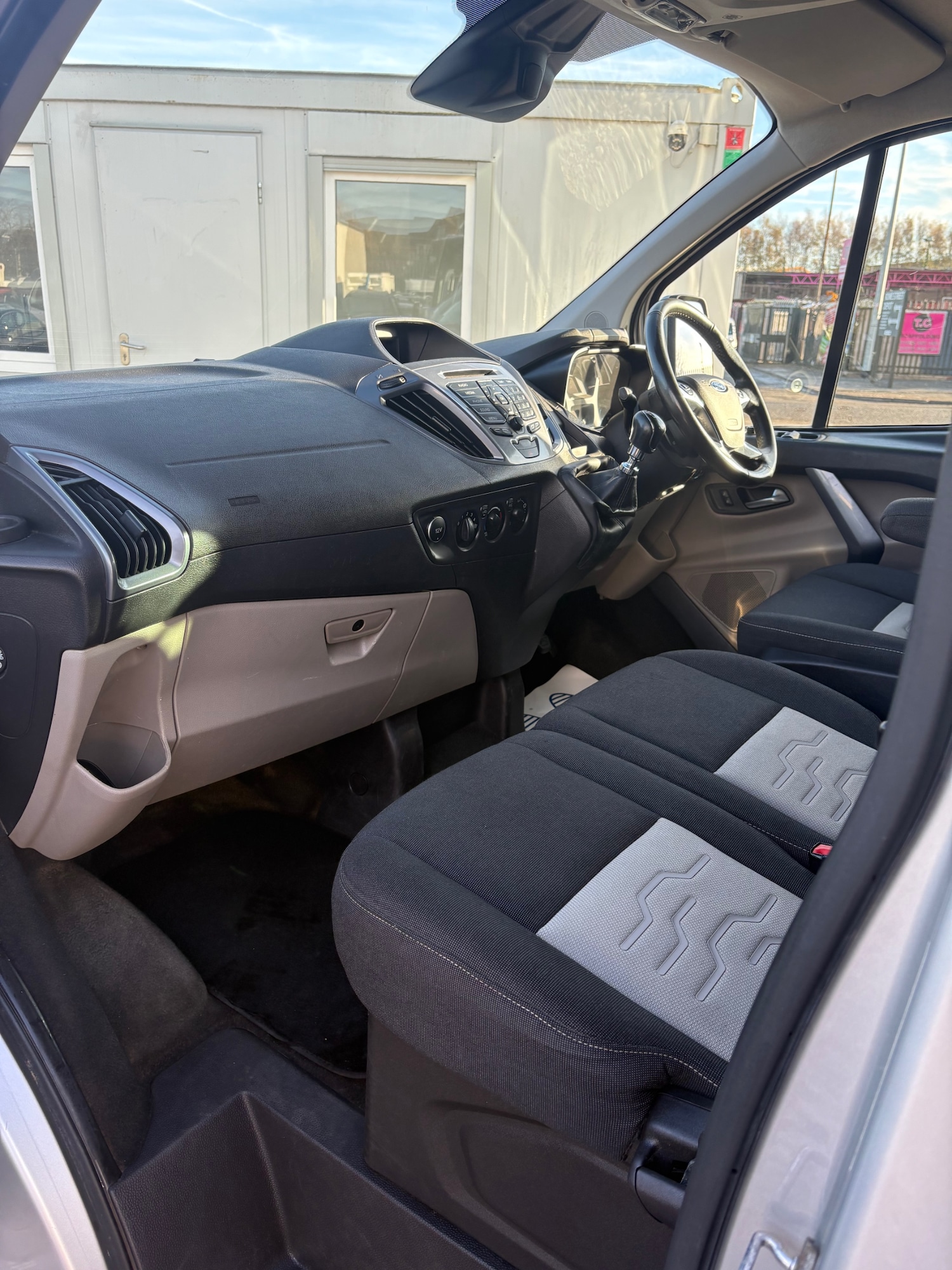 Used Ford Transit Custom 2016 for sale - 76650326: Photo 10