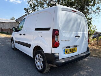 Used Peugeot Partner 2016 for sale - 79504057: Photo