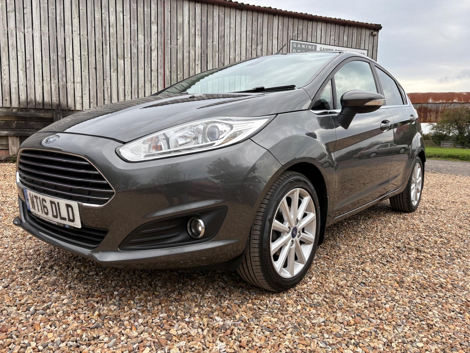 Used Ford Fiesta 2016 for sale - 76154568: Photo 1